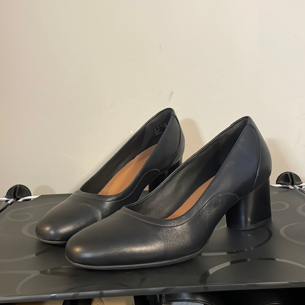 Black heels